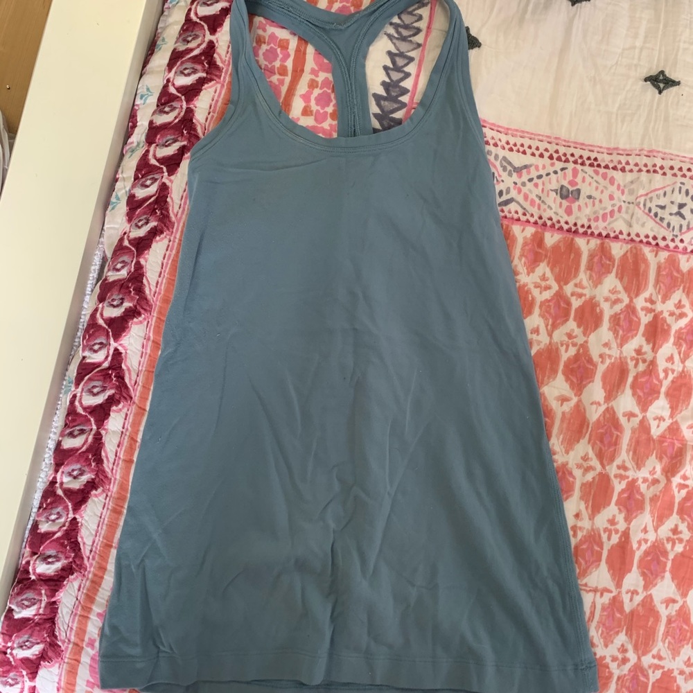 Lululemon tank